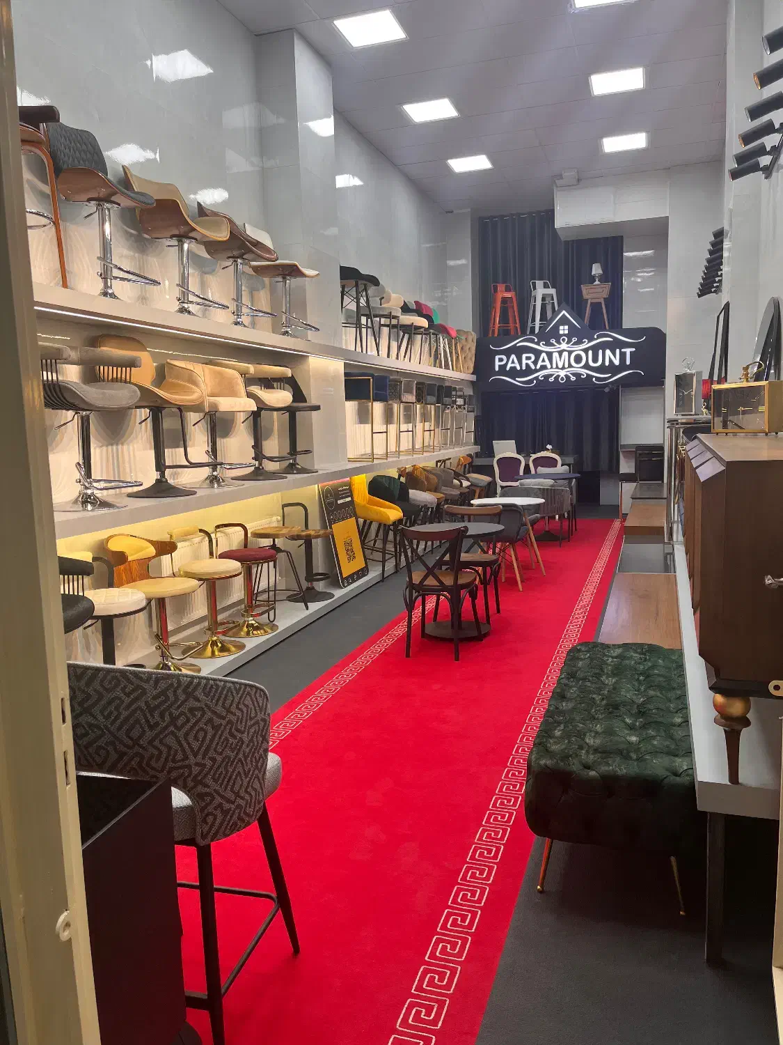 پارامونت|صندلی و نیمکت|میبد, |دیوار