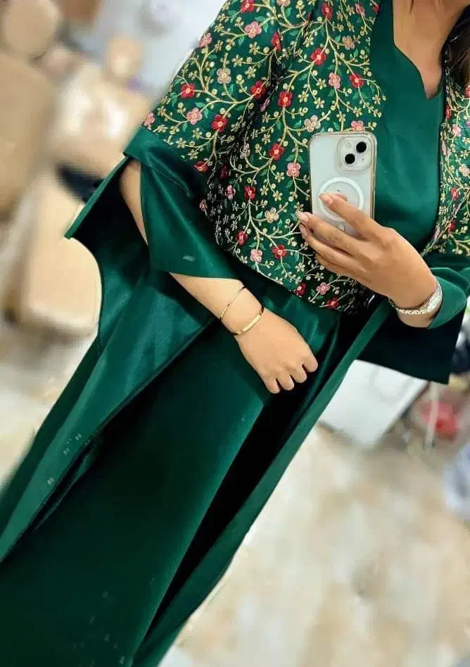 اجارهی انواع لباس مجلسی و کوردی|لباس|ایوان, |دیوار