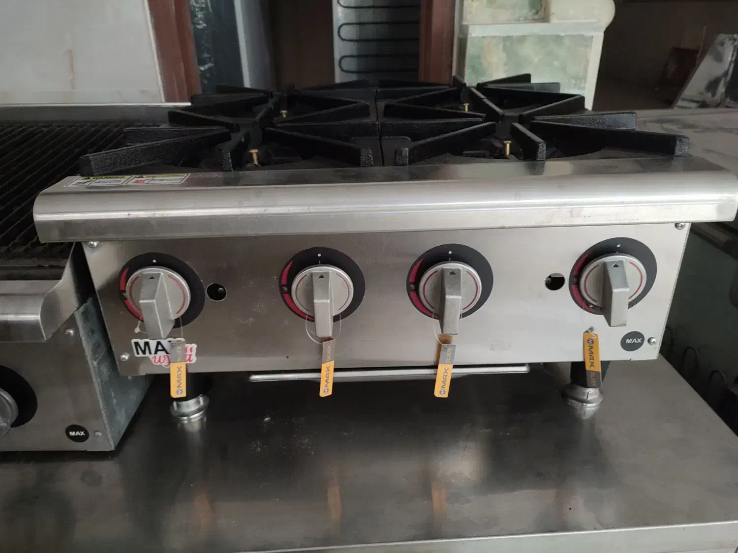 گاز ۴ شعله مکس|اجاق گاز و لوازم برقی پختوپز|قم, پردیسان|دیوار