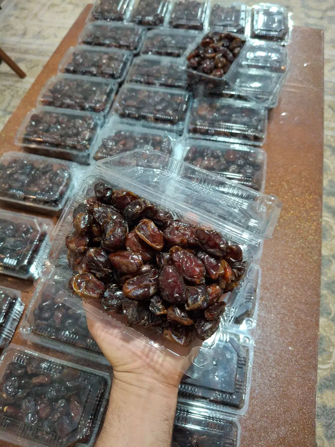 خرما دستچین امسال|خوردنی و آشامیدنی|نوشهر, |دیوار