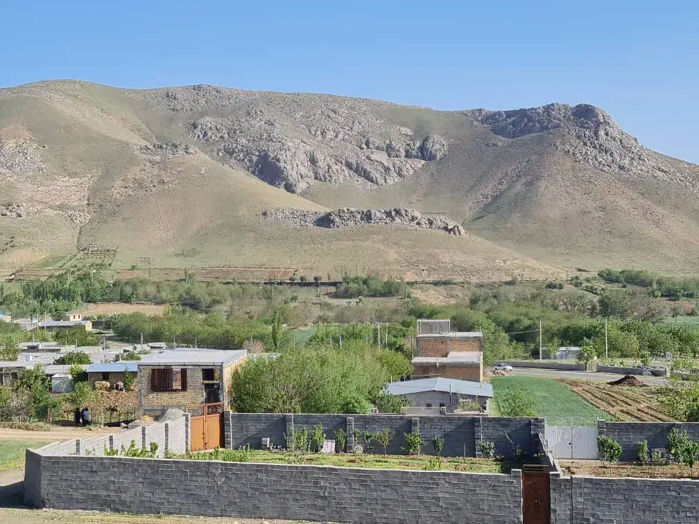 زمین مسکونی و باغ ویلا|فروش زمین و ملک کلنگی|دینور, |دیوار