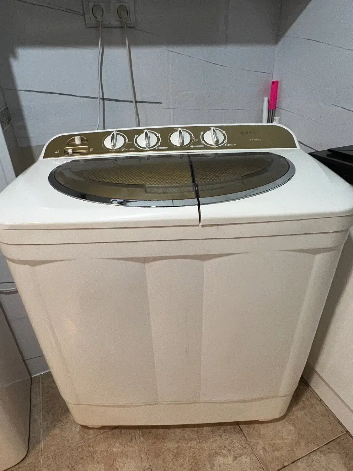 لباسشویی دوقولو امرسان سالم|ماشین لباسشویی و خشک‌کن لباس|بندرعباس, |دیوار