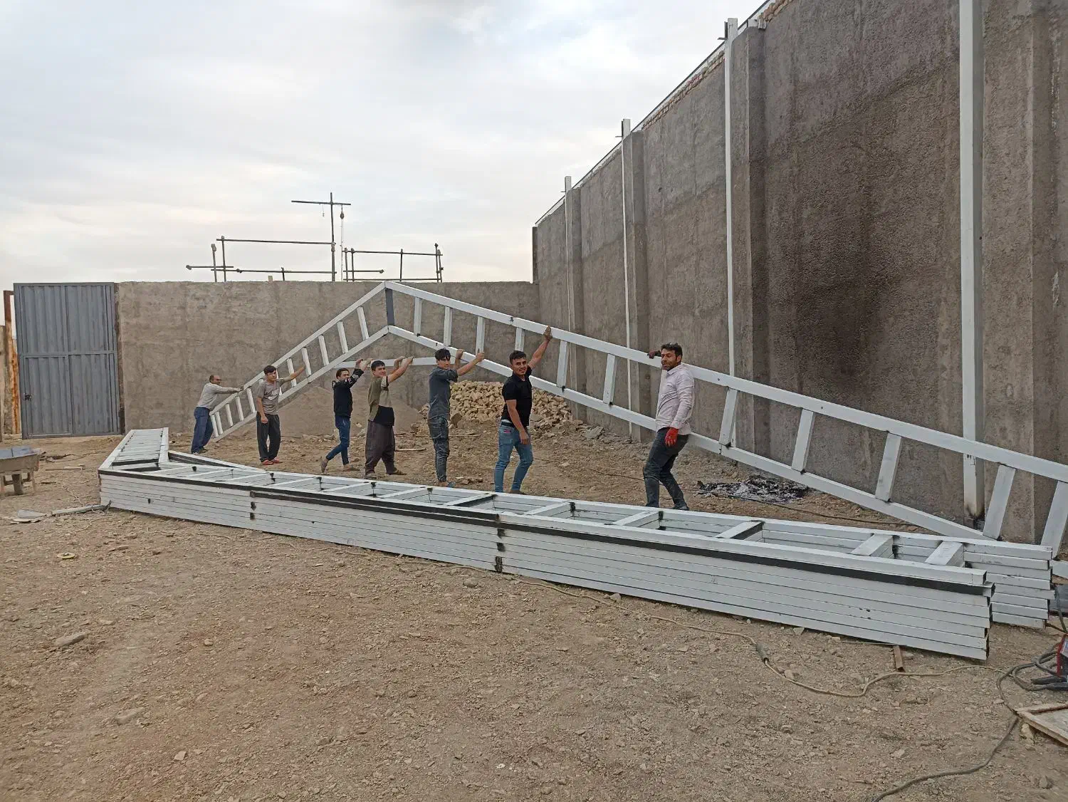 پرلین پوشش ساخت خرپا وپوشش|خدمات پیشه و مهارت|اشتهارد, |دیوار