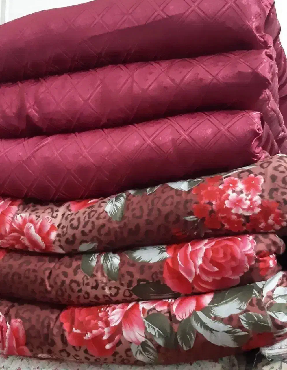 سه عدد تشک|رختخواب، بالش، پتو|نسیمشهر, |دیوار