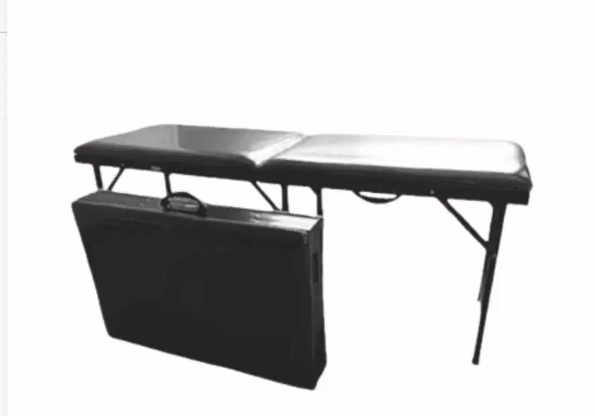 تخت چمدونی و صندلی استاد کار|آرایشگاه و سالنهای زیبایی|بوشهر, |دیوار