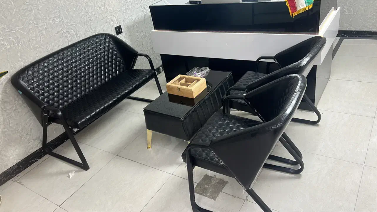 مبل نیم ست چرم پارادایس|مبلمان خانگی و میز عسلی|تهران, شهر زیبا|دیوار