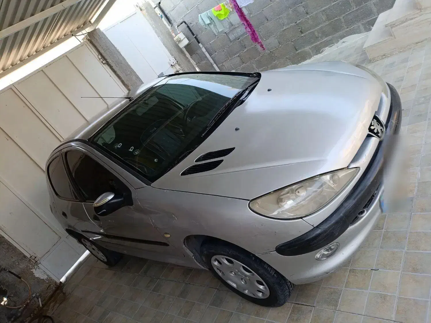 206مدل 85 معاوضه با صندوقدارش یا سمند ال ایکس|خودرو سواری و وانت|لامرد, |دیوار