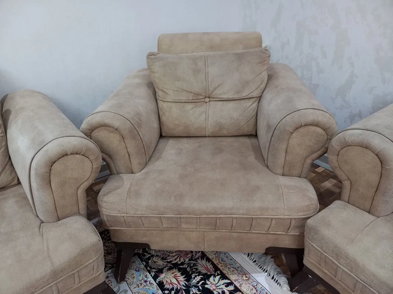 مبل ۷ نفره|مبلمان خانگی و میز عسلی|کرج, شهرک آسمان|دیوار