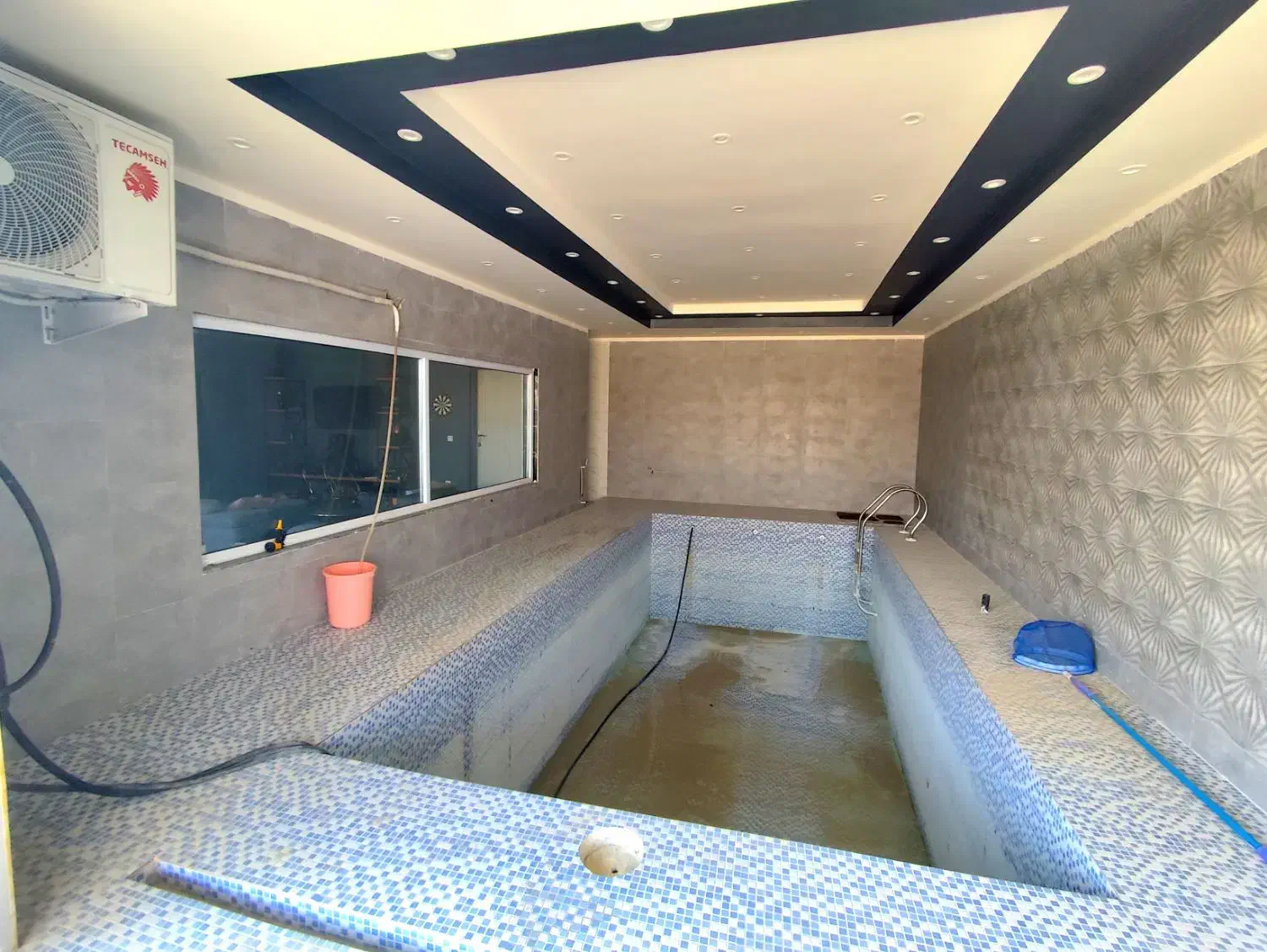 310 متر باغ ویلا/ مدرن/ خدایارخان/ شهرکی|فروش خانه و ویلا|محمدشهر, محمدشهر|دیوار