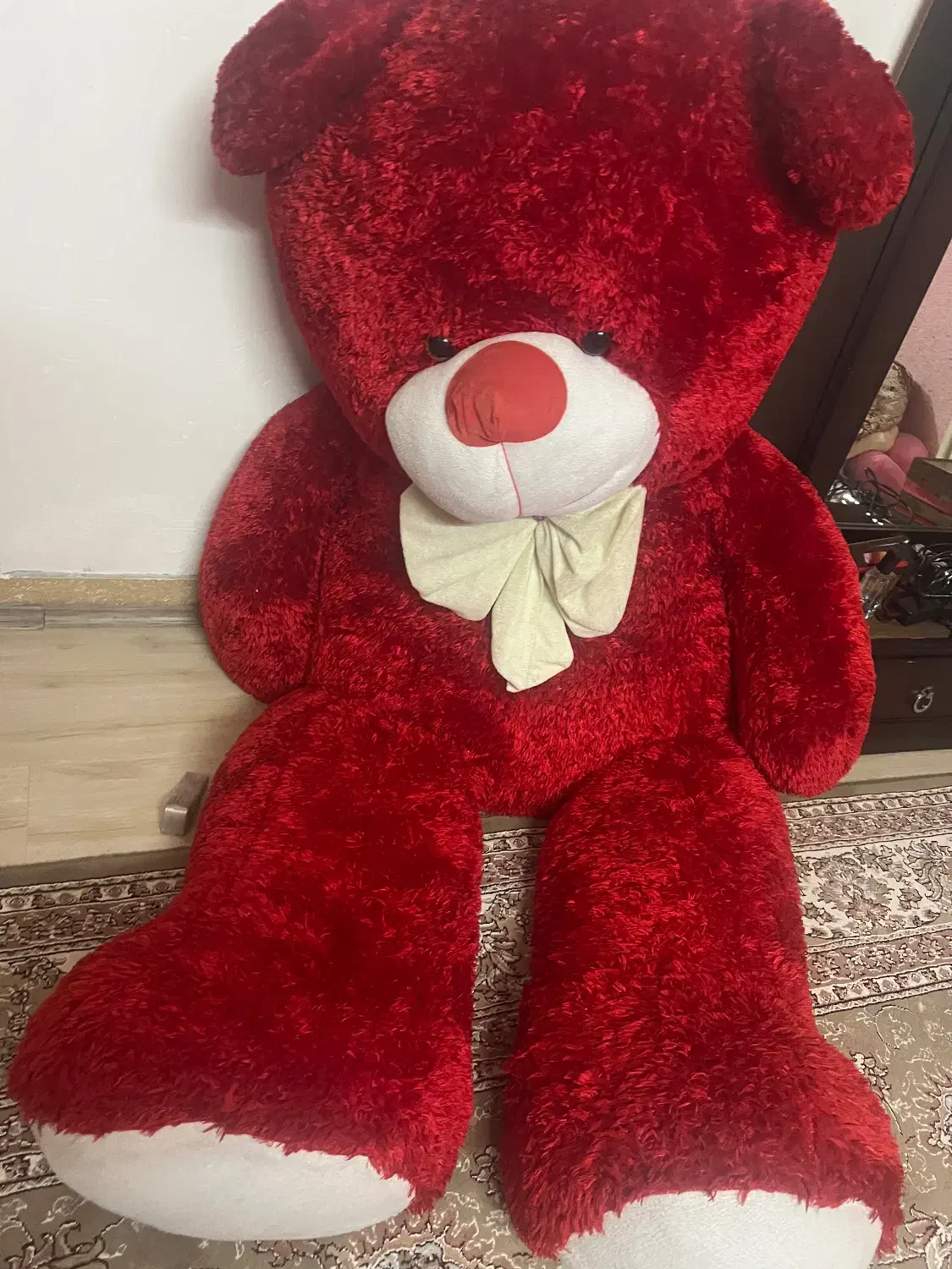 عروسک|اسباب‌‌بازی|دماوند, گیلاوند|دیوار