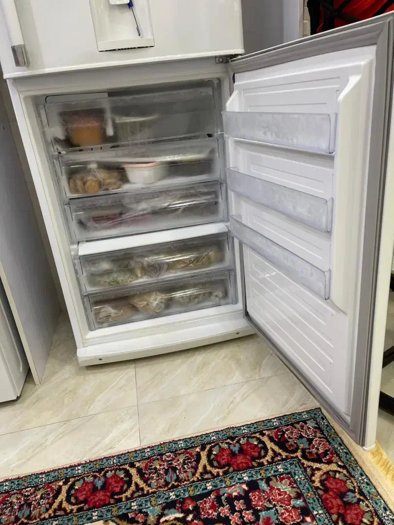 یخچال فریزر HIHoME|یخچال و فریزر|رضوانشهر, |دیوار