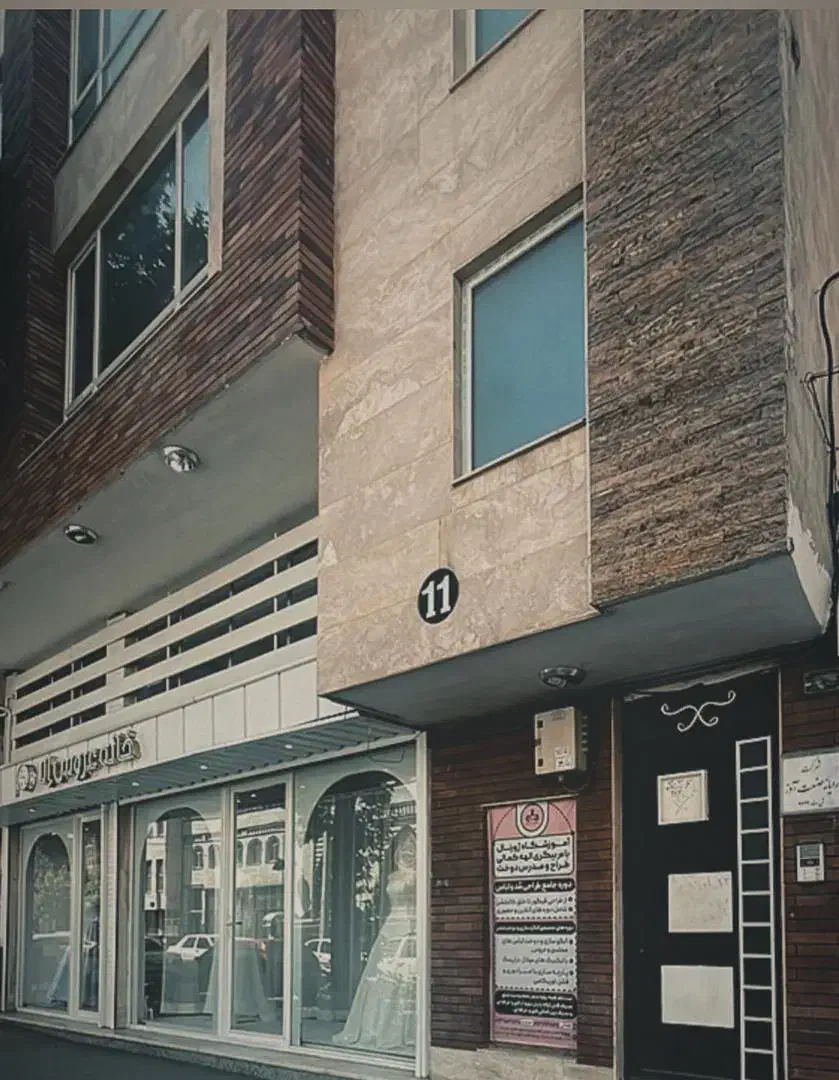 واحد خدماتی فول امکانات بر خیابان لاله|فروش دفتر کار، اتاق اداری، مطب|اردبیل, |دیوار