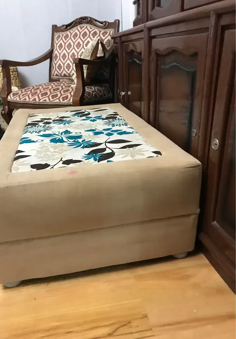 جلو مبلی|مبلمان خانگی و میز عسلی|رشت, امین الضرب|دیوار