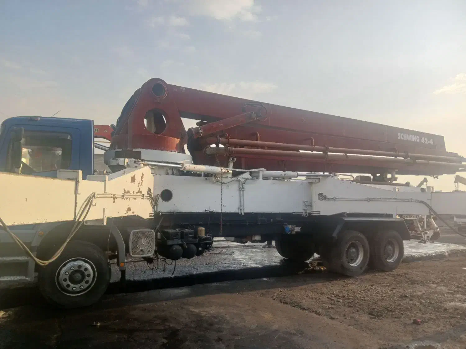 پمپ بتن 42متر شوینگ|خودرو سنگین|چهاردانگه (تهران), |دیوار