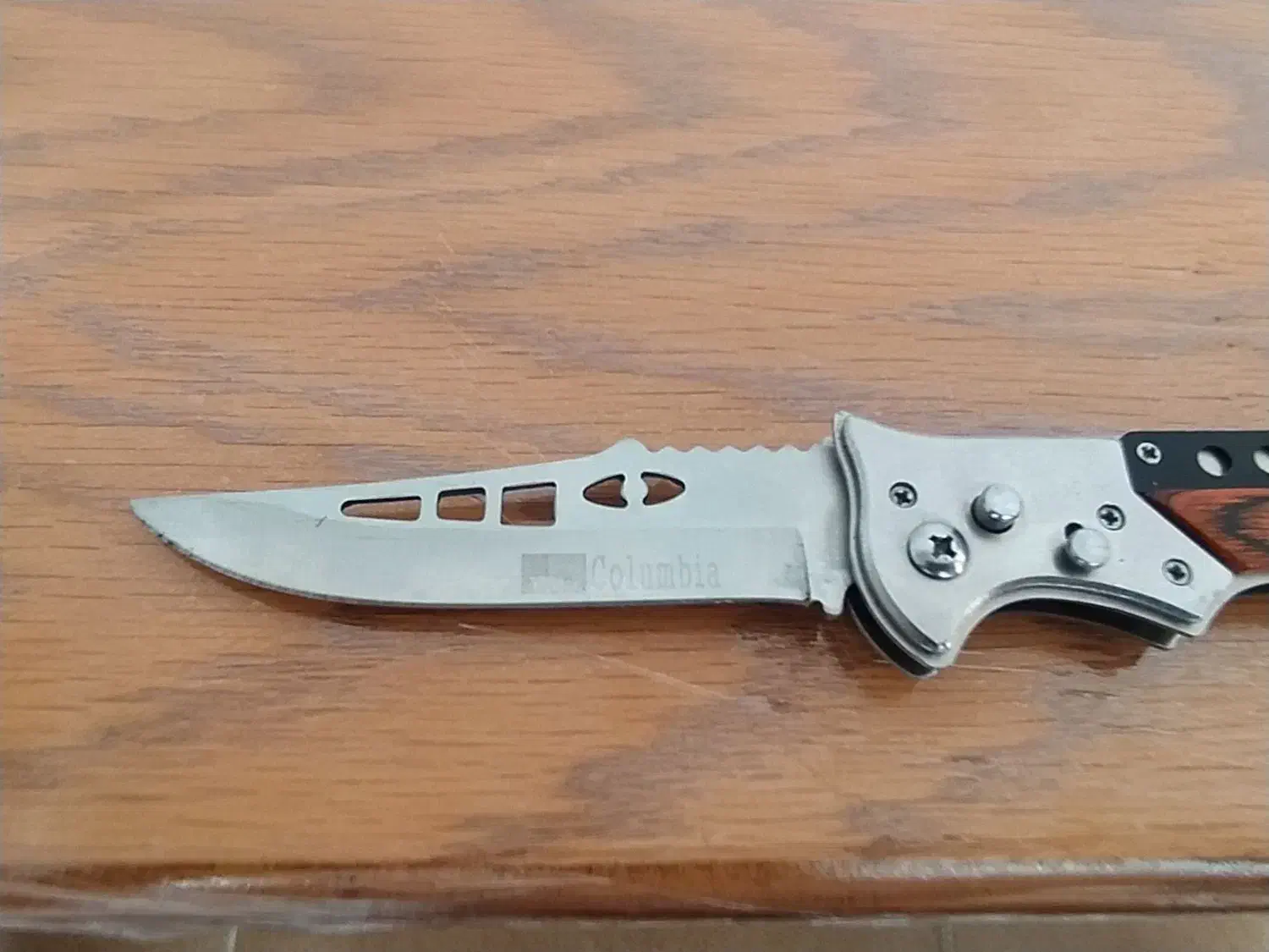 چاقو|کلکسیون اشیاء عتیقه|همدان, |دیوار