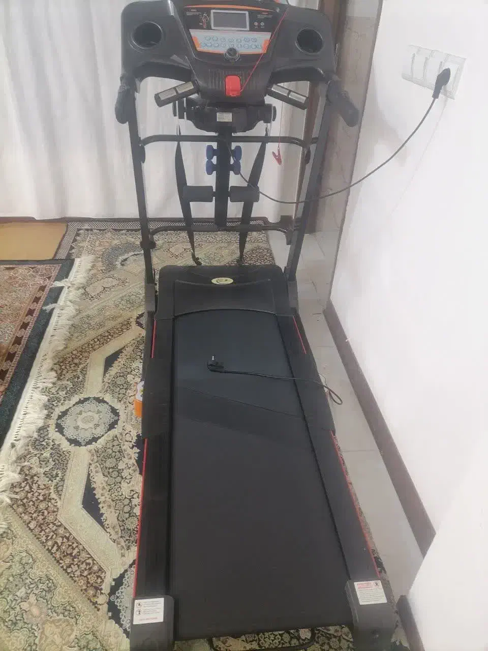 تردمیل خانگی چند کاره مدل 6068Dتاشو|تجهیزات ورزشی|نجفآباد, دلگشا|دیوار