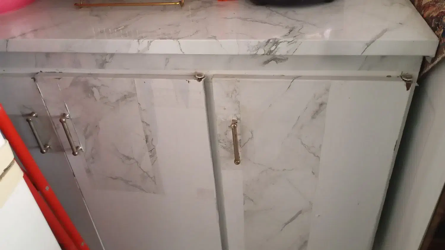 کمد|جاکفشی، کمد، دراور|کوهدشت, |دیوار