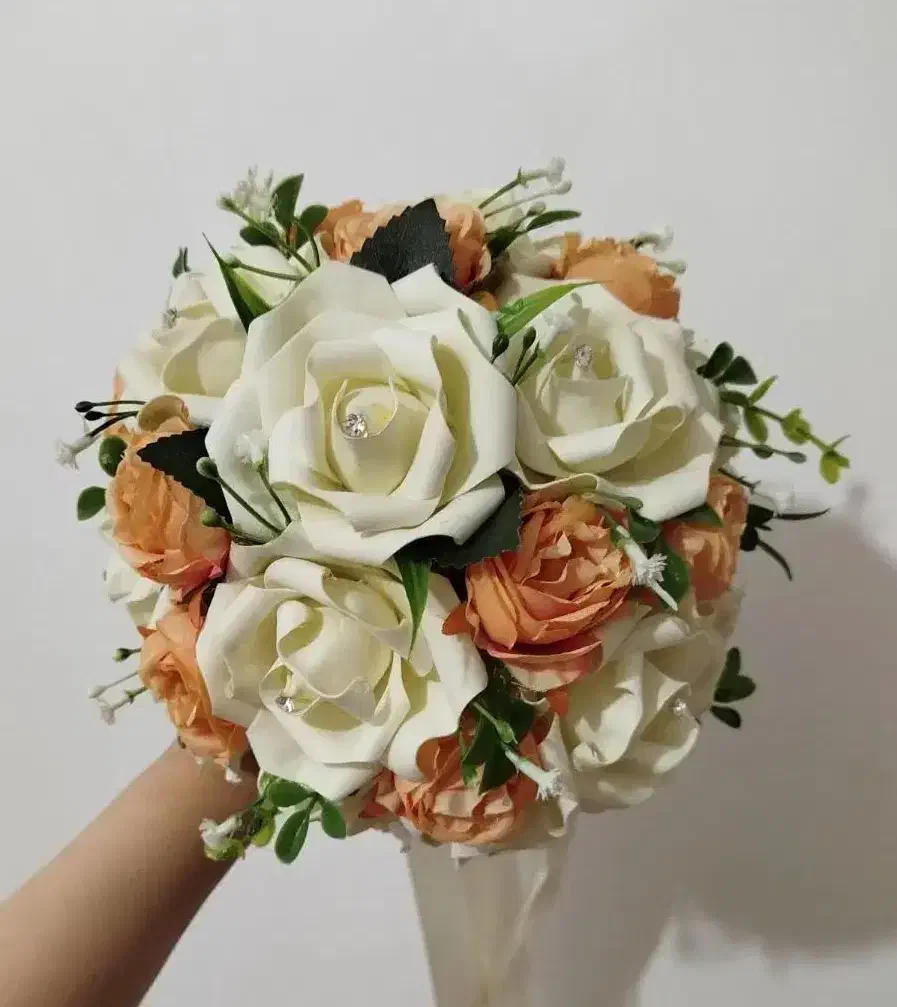 گل عروس|گل مصنوعی|قم, شاه ابراهیم|دیوار