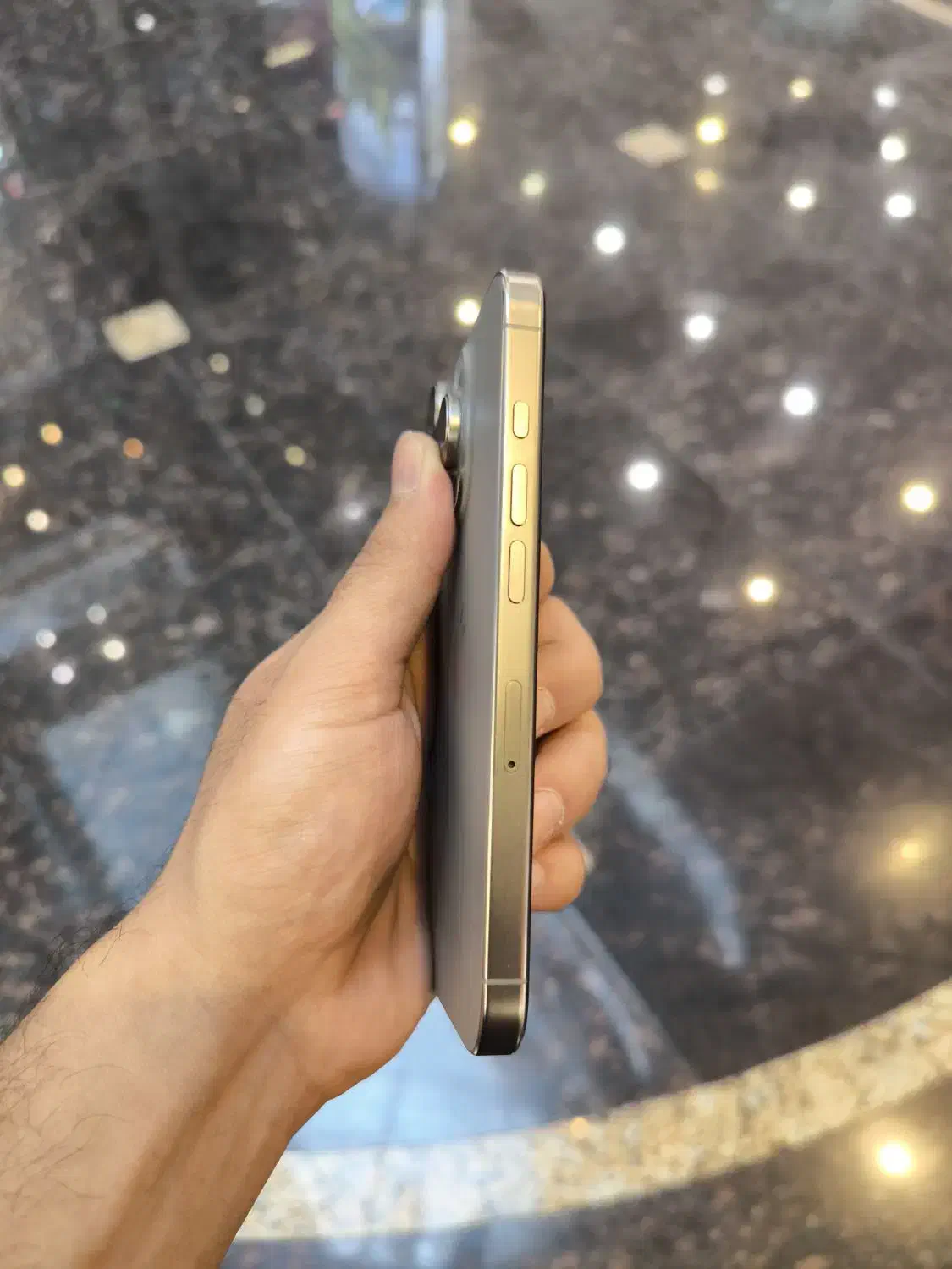 گوشی iphone 16 pro 256 zza|موبایل|تهران, گلستان (شهرک راه آهن)|دیوار