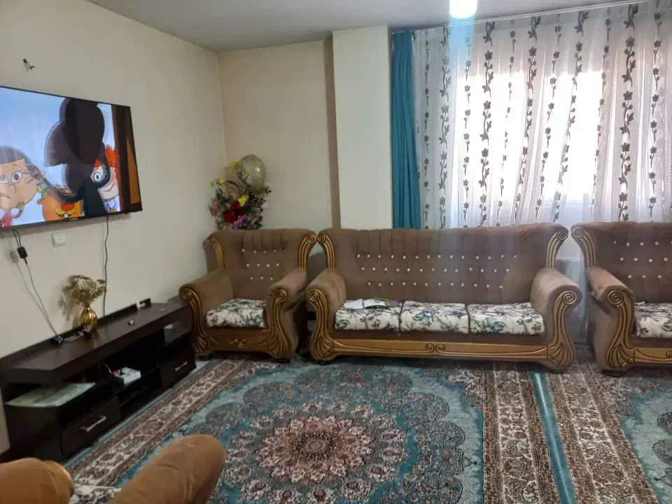 بوستان ۷۰ متر طبقه وسط|فروش آپارتمان|هشتگرد, شهرک بوستان|دیوار