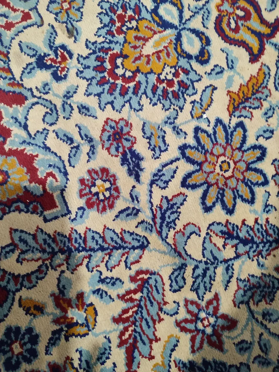 مدارک گم شده|اشیا|دهدشت, |دیوار