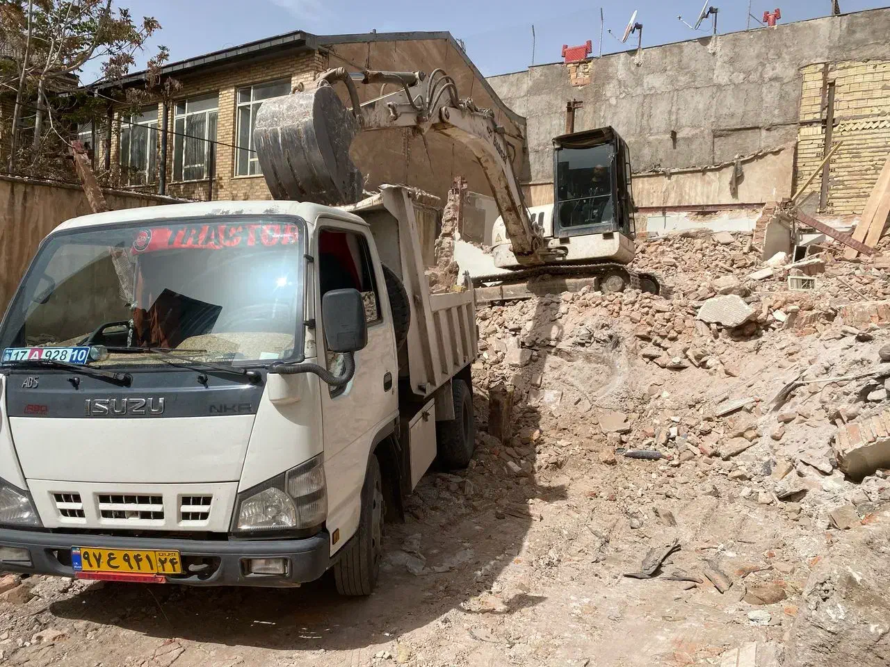 استخدام راننده پایه ۲|استخدام حمل و نقل|تبریز, |دیوار