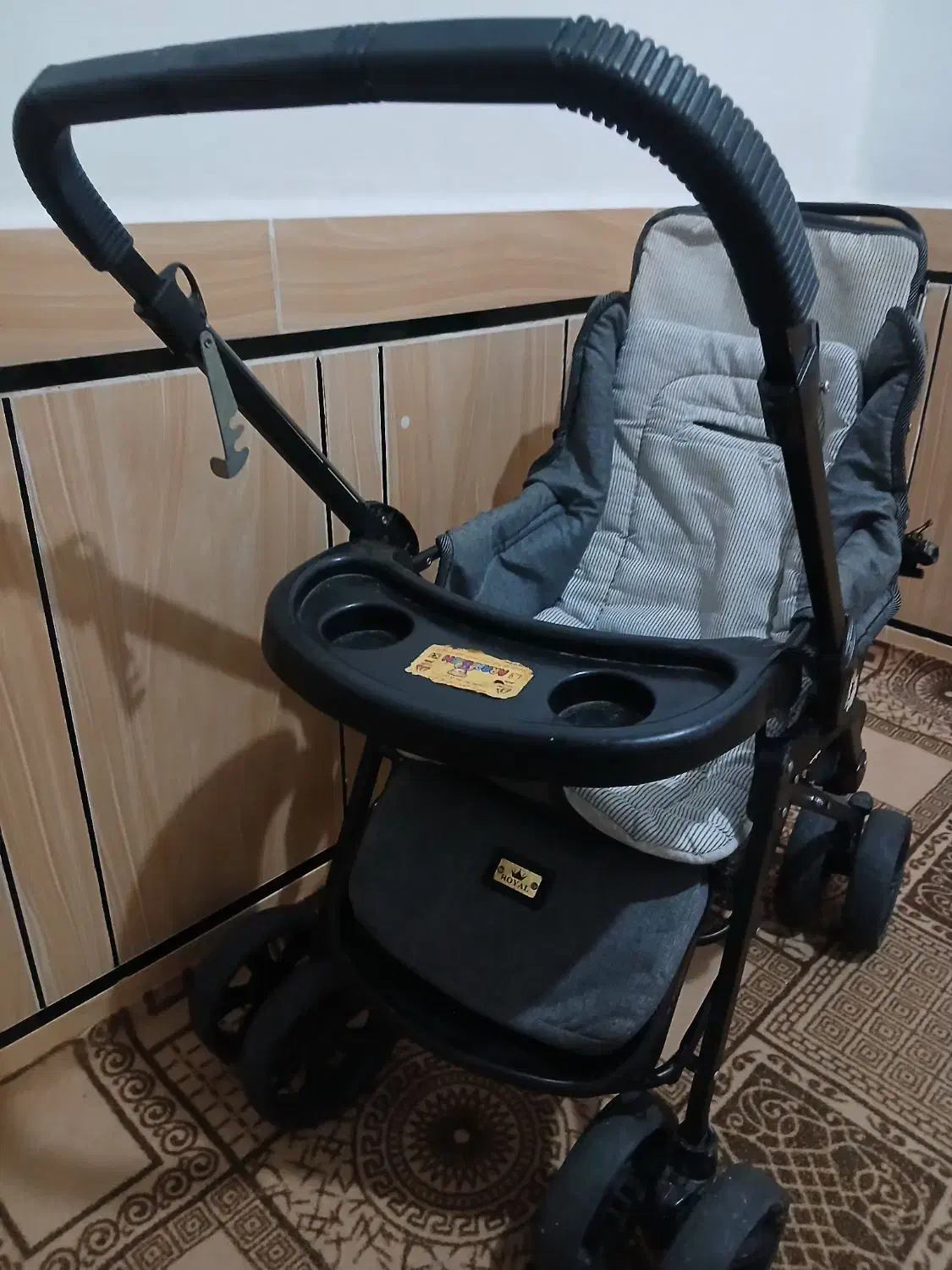 کالسکه در حد نو یایبان دار|کالسکه و لوازم جانبی|اندیمشک, |دیوار