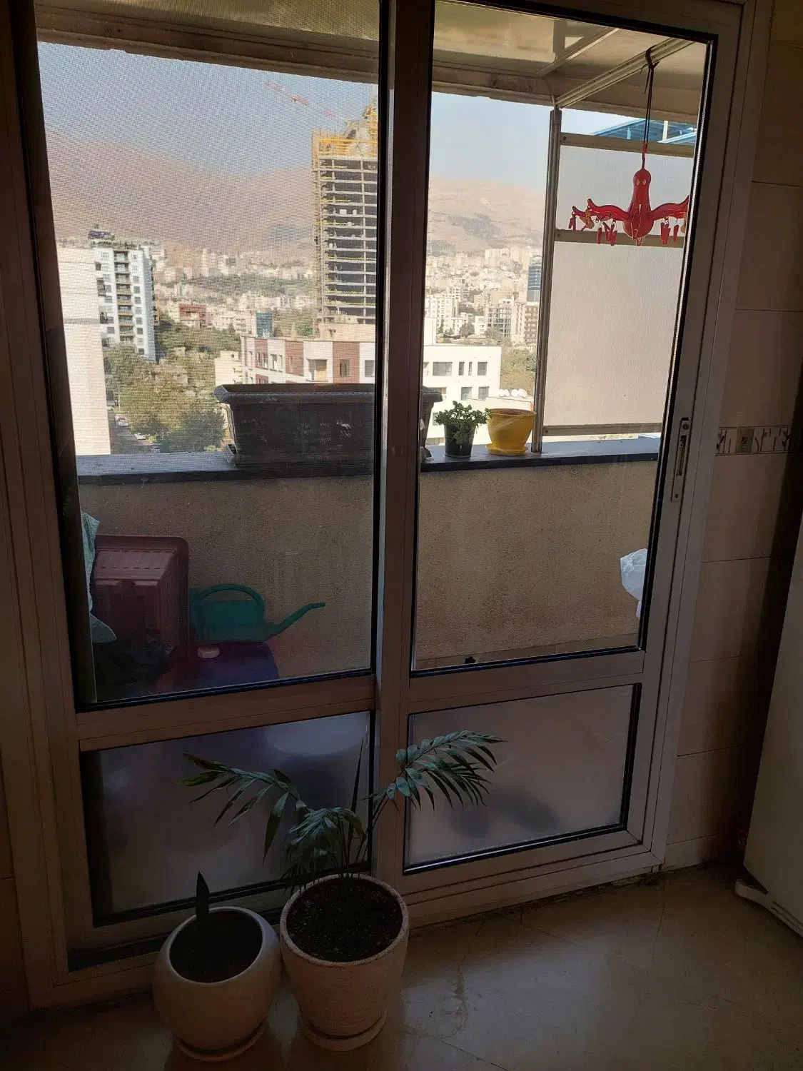 پنجره دو جداره کشویی آلومینیومی همراه با توری ریلی|مصالح و تجهیزات ساختمان|تهران, ازگل|دیوار