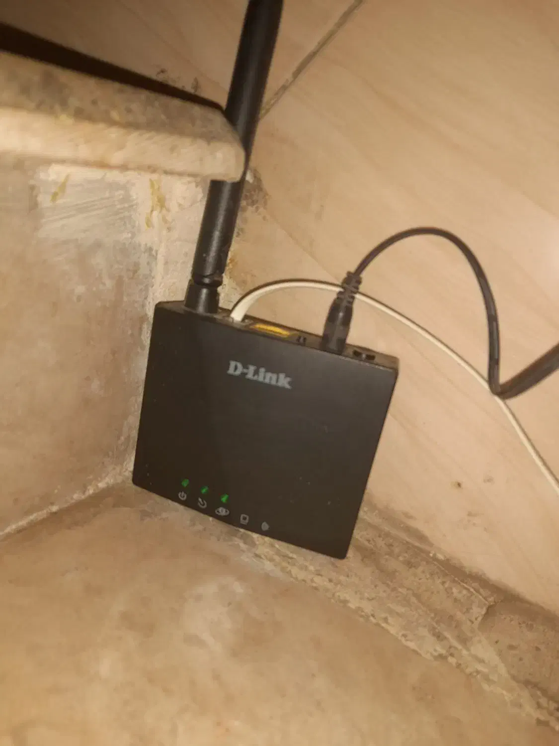 مودم وای فای|مودم و تجهیزات شبکه|بروجرد, |دیوار