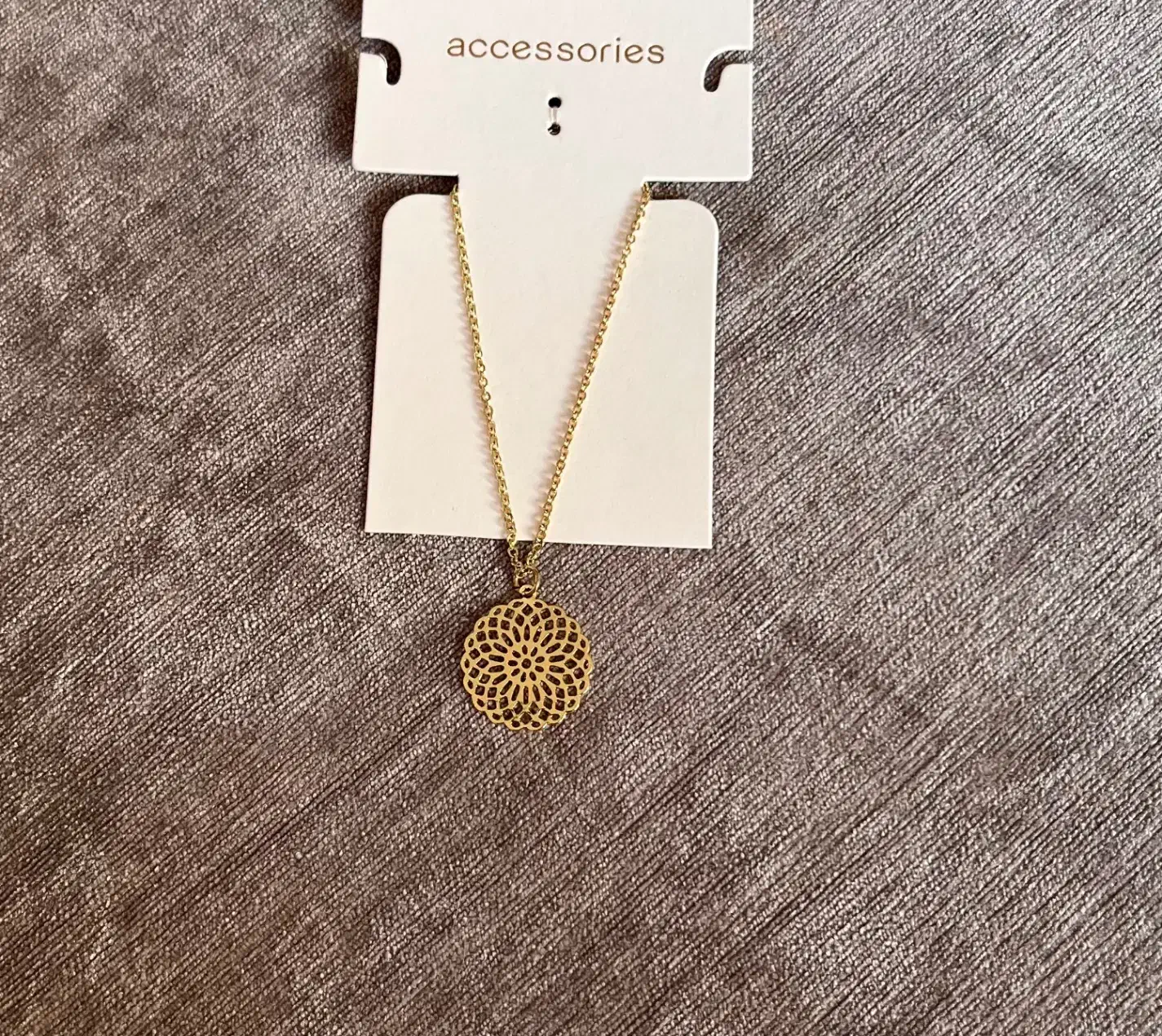 گردنبند رنگ ثابت و شیک|بدلیجات|زنجان, |دیوار