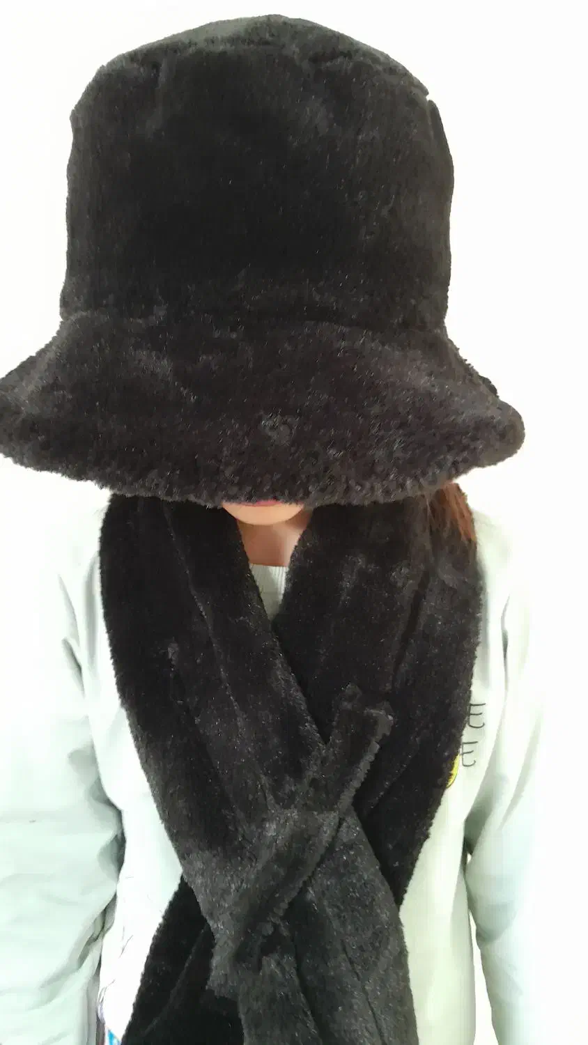 کلاه و شالگردن مخملی|لباس|مشهد, عسگریه|دیوار