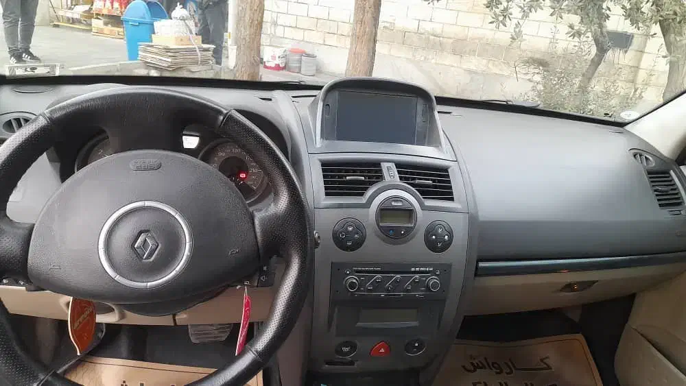 مگان ۲۰۰۰ مدل ۲۰۱۱ بیرنگ|خودرو سواری و وانت|تهران, باشگاه نفت|دیوار