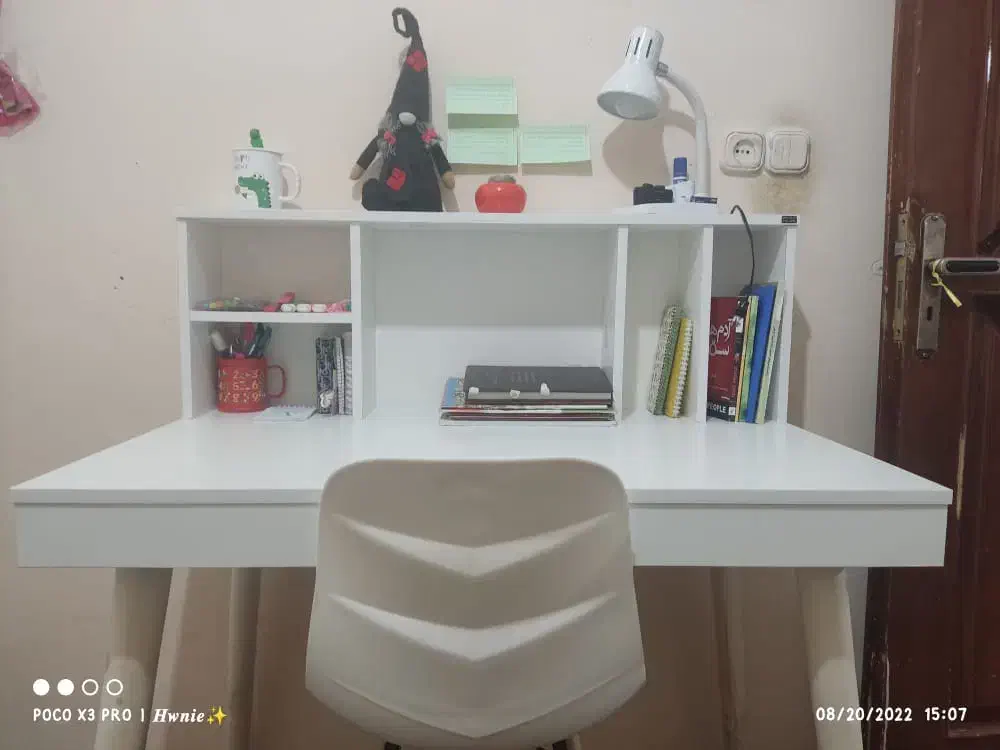 میزتحریر وکامپیوتر نیکان(اک)|میز تحریر و کامپیوتر|مشهد, خواجه ربیع|دیوار