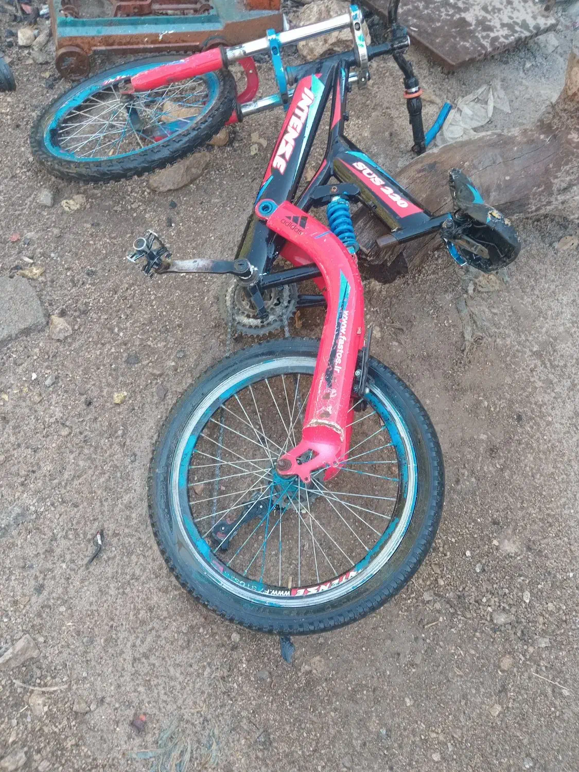 سواری|دوچرخه، اسکیت، اسکوتر|سپیدان, |دیوار