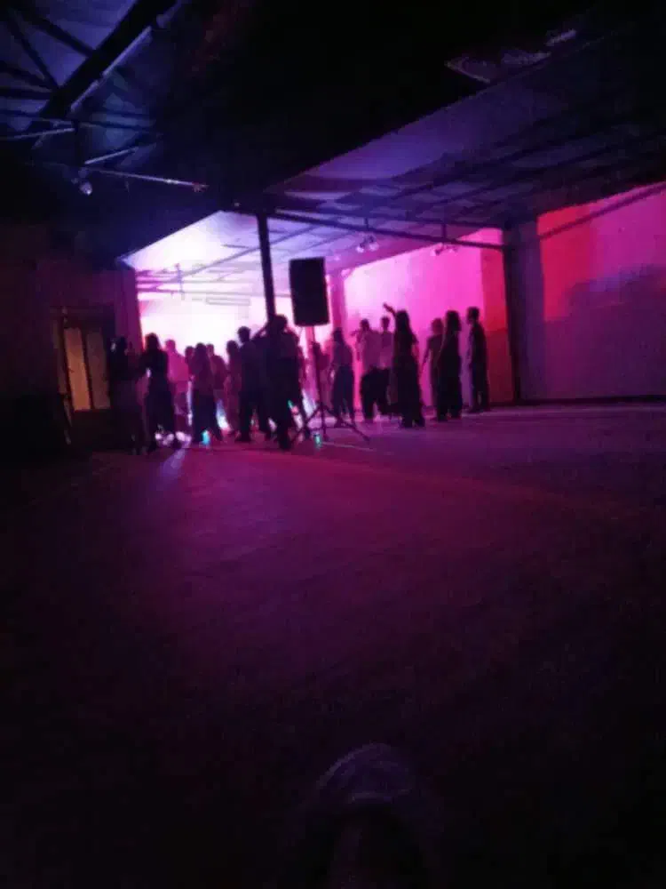 استخدامی|استخدام خدمات فروشگاه و رستوران|فلاورجان, |دیوار