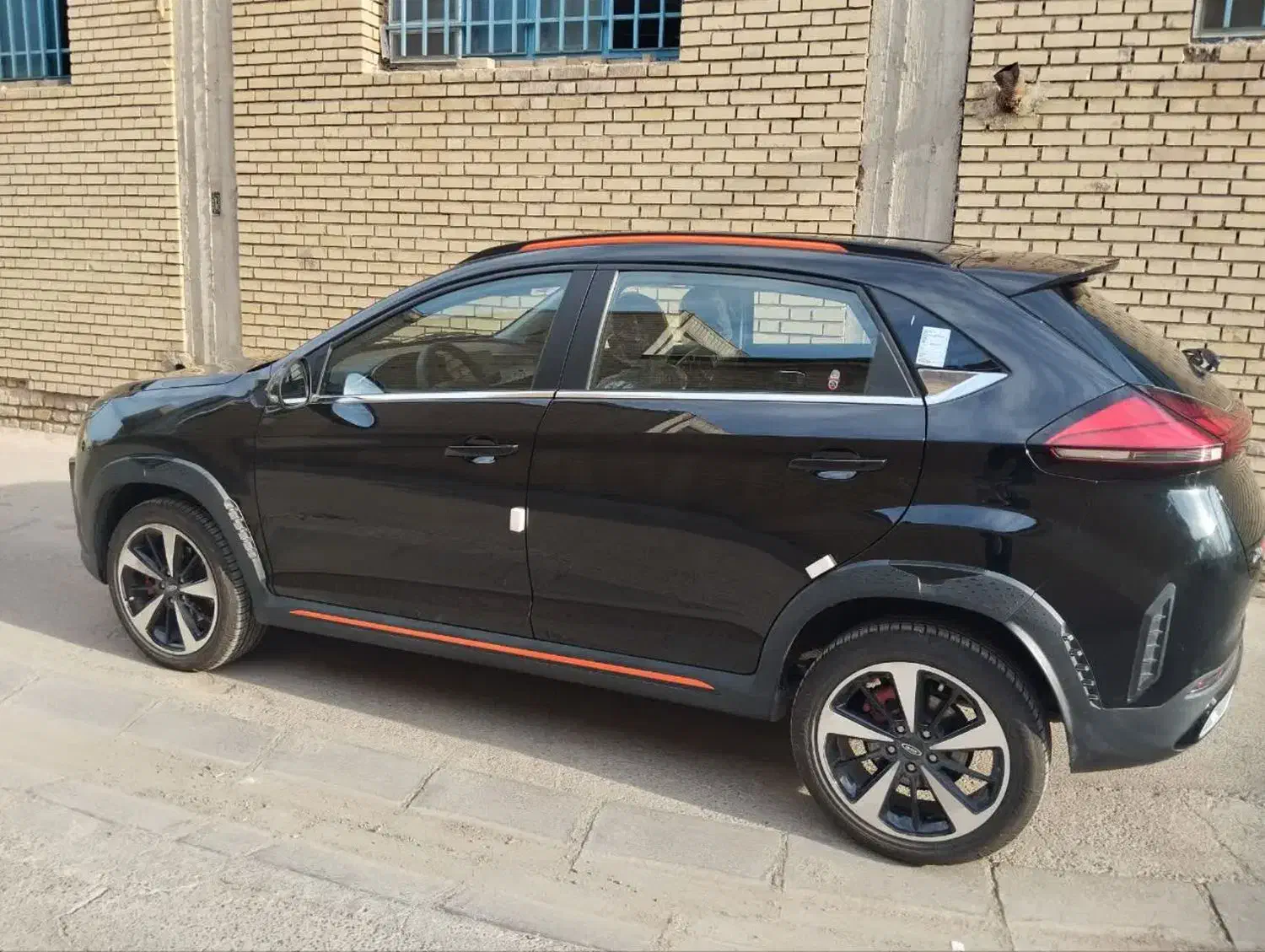 X33 Cross 1404|خودرو سواری و وانت|شهرضا, |دیوار