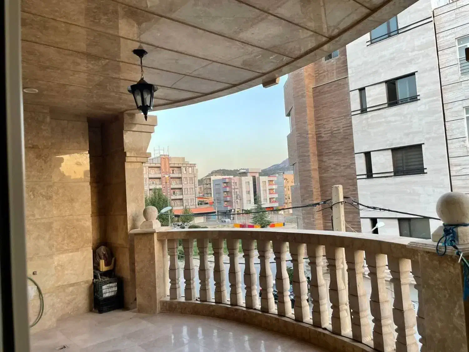 فروش واحد ۴ خواب کلید اول / محدوده راهنمایی|فروش آپارتمان|یاسوج, |دیوار