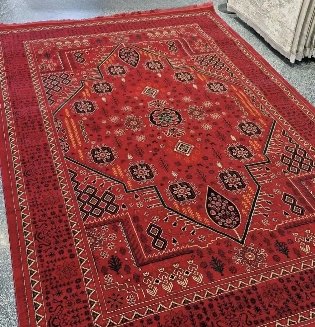 فرش ۷۸۰۰ لاکی و سبز ۷۰۰شانه ۶و۹و۱۲ متری دارد|فرش|قم, چهار امامزاده|دیوار