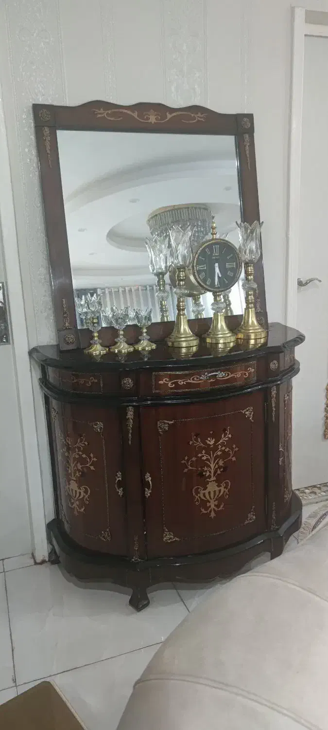 آینه کنسول چوب راش منبت کاری|بوفه، ویترین، کنسول|اهواز, پادادشهر|دیوار
