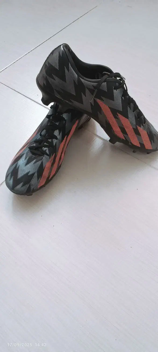 استوک ورزشی|کیف، کفش، کمربند|هشتگرد, شهرک آپادانا|دیوار