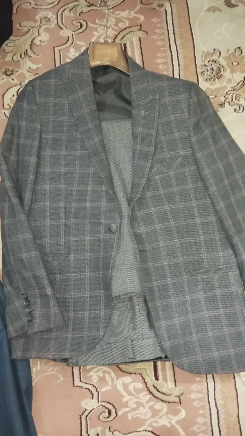 کت وشاوارمجلسی|لباس|فولادشهر, B5|دیوار