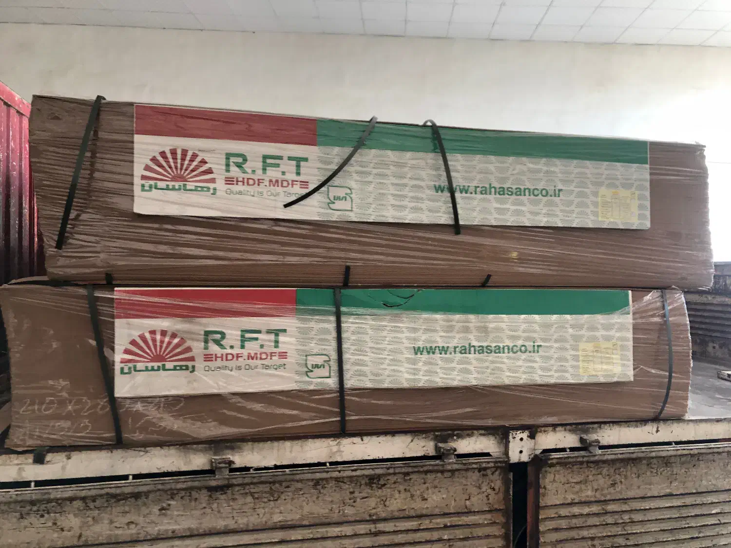 فروشگاه ام دی اف یونیک|عمده‌فروشی|کرج, شهرک رضوانیه|دیوار