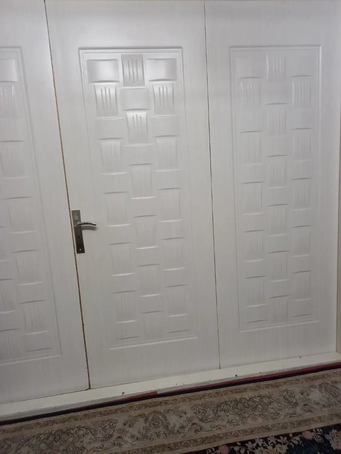 در سفید براق سالم و نو|مصالح و تجهیزات ساختمان|تهران, اتابک|دیوار