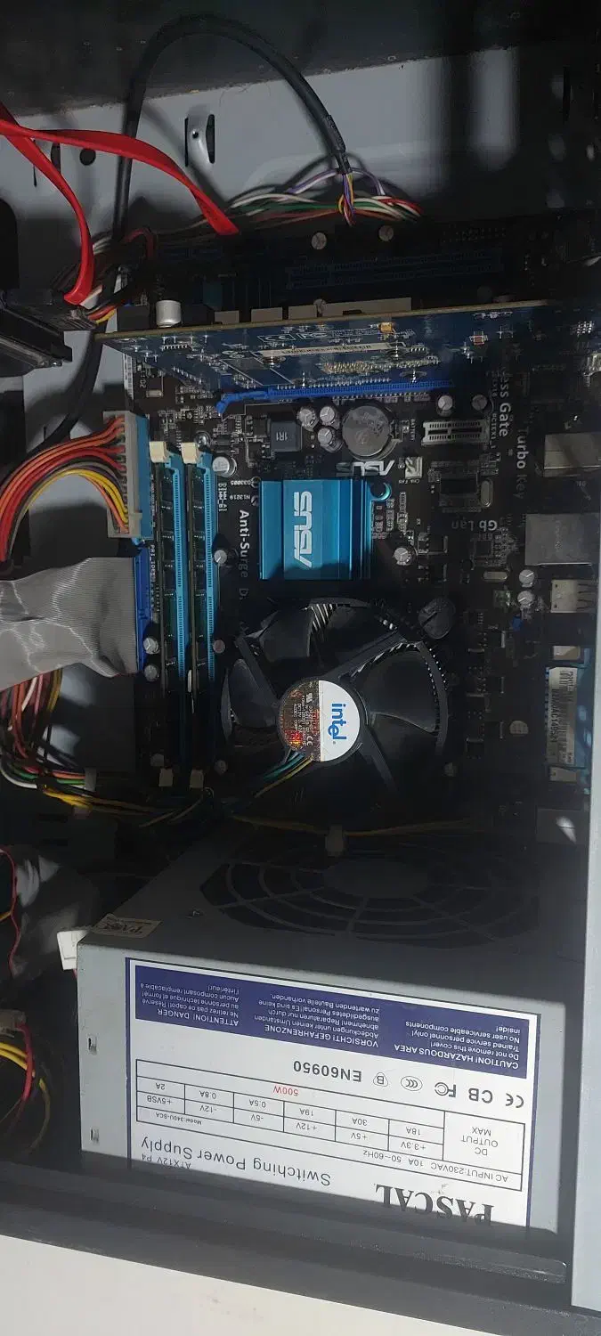 ۲ عدد کیس اداری/ خانگی - ایسوس و گیگابایت|رایانه رومیزی|خرمآباد, |دیوار