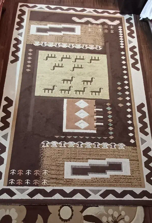 فرش ماشینی کارکرده ۶ متری ۱میلیون و۵۰۰ هزار تومان|فرش|تهران, حکیمیه|دیوار