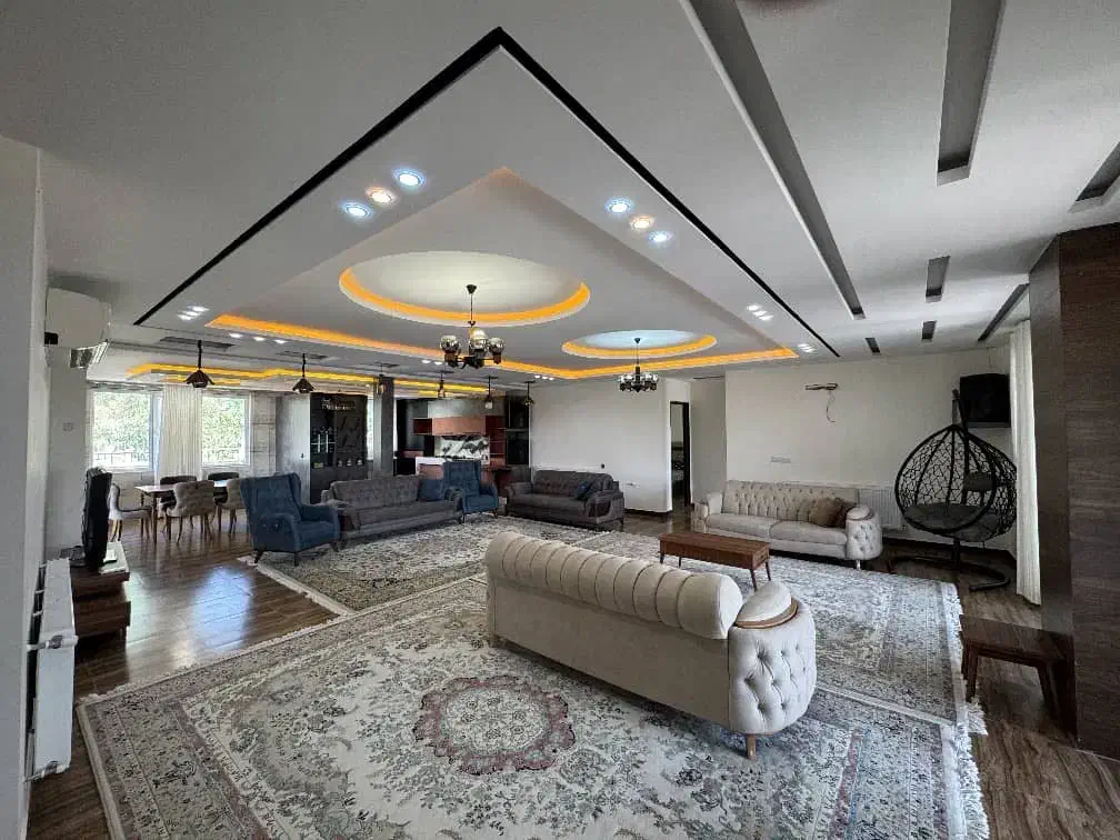 ویلاشهر کیمیا|اجارهٔ کوتاه‌مدت ویلا و باغ|شیراز, ویلاشهر|دیوار