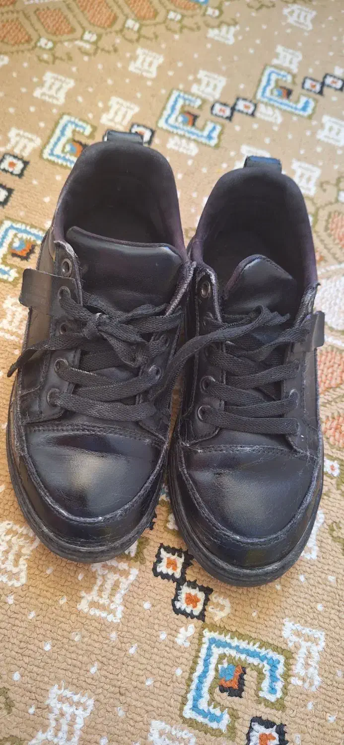 کفش سایز۳۲|کفش و لباس بچه|ایلام, |دیوار