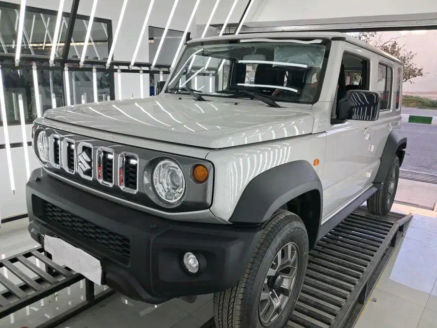 سوزوکی جیمنی ۵ درب 2025 دو دف|خودرو سواری و وانت|قم, شهر قائم|دیوار