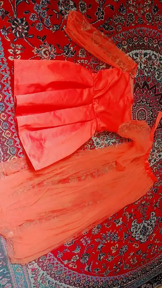 لباس مجلسی|لباس|ورامین, ورامین|دیوار