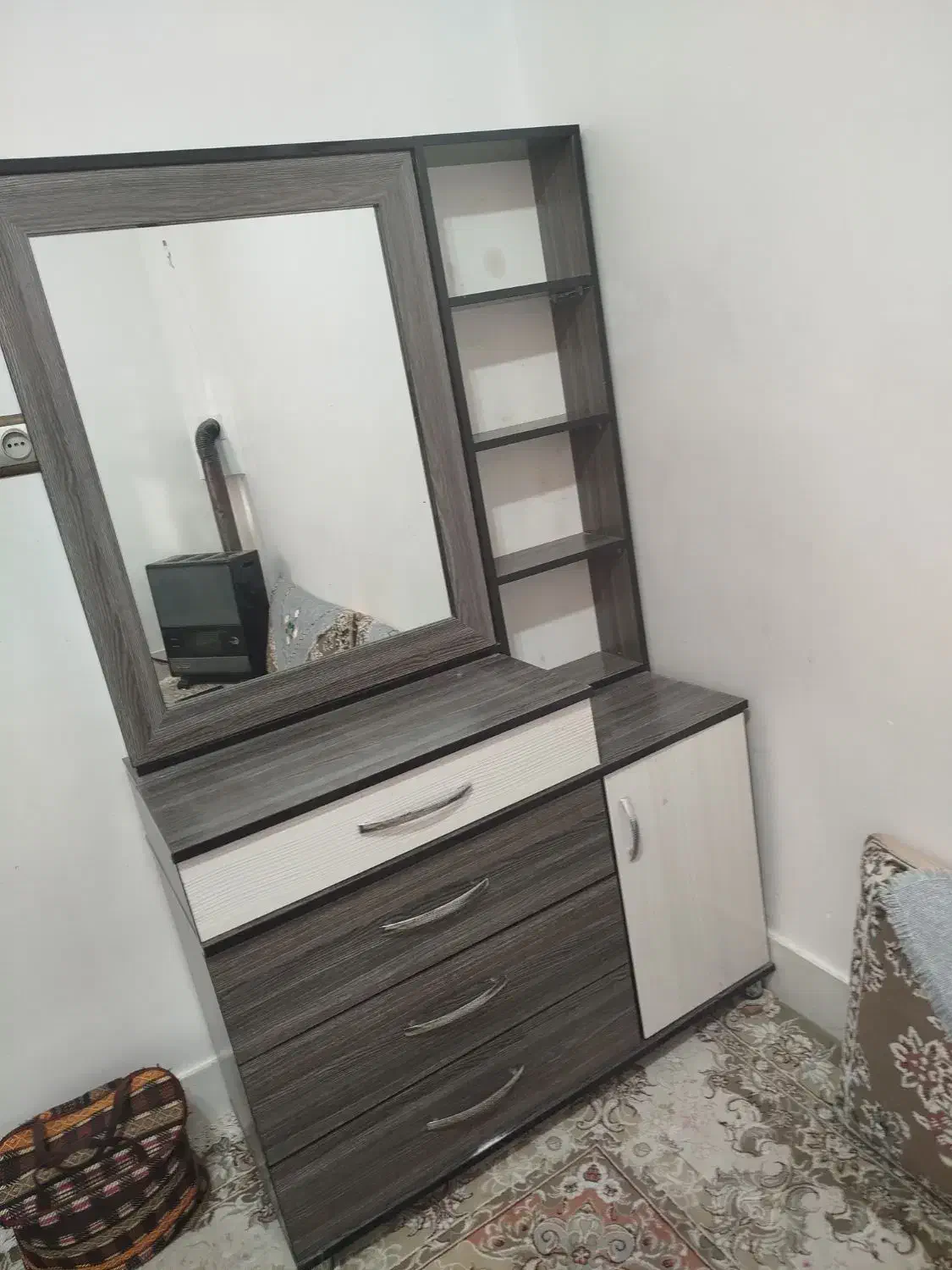 دراور|جاکفشی، کمد، دراور|اسلامیه, |دیوار